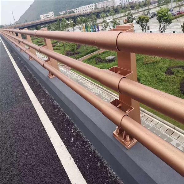 有现货的道路防撞隔离护栏供应商附近厂家