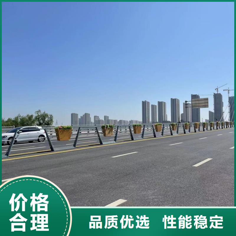 销售复合管河道景观护栏_品牌厂家细节决定成败