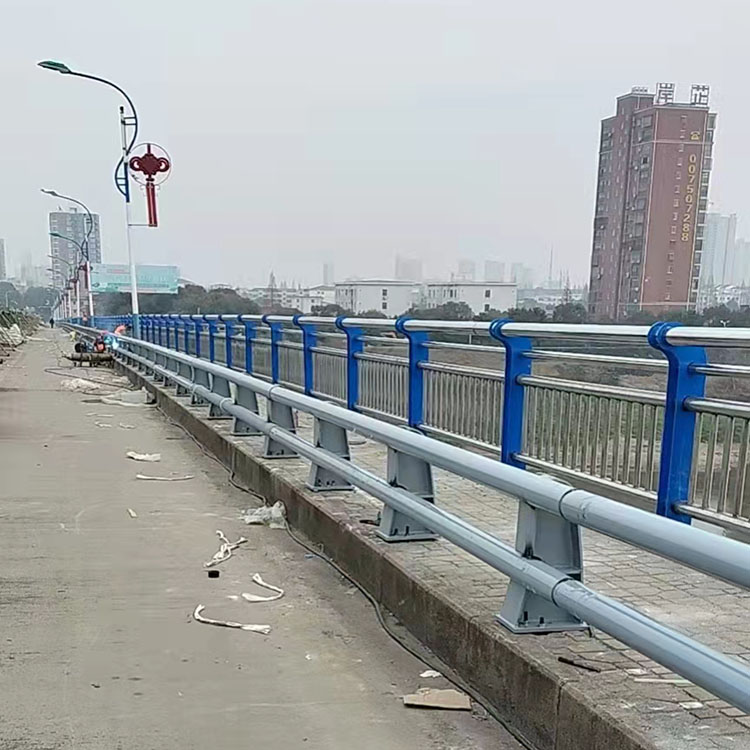 高速公路防撞护栏-高速公路防撞护栏欢迎选购适用场景