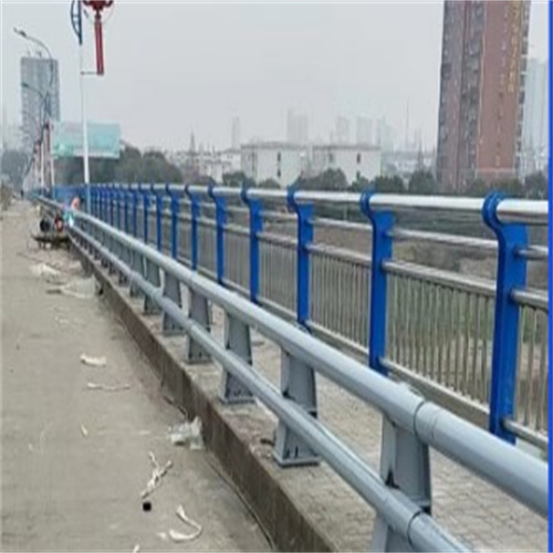 定制不锈钢复合管护栏多少钱一米_诚信企业