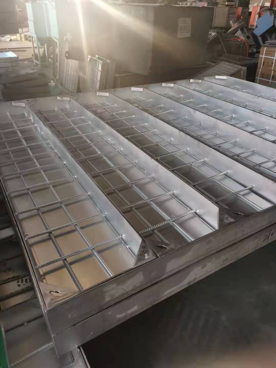 曲靖生产不锈钢雨水篦子质保2年