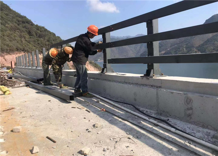 广州本土不锈钢复合管桥梁护栏生产商_聚晟护栏制造有限公司