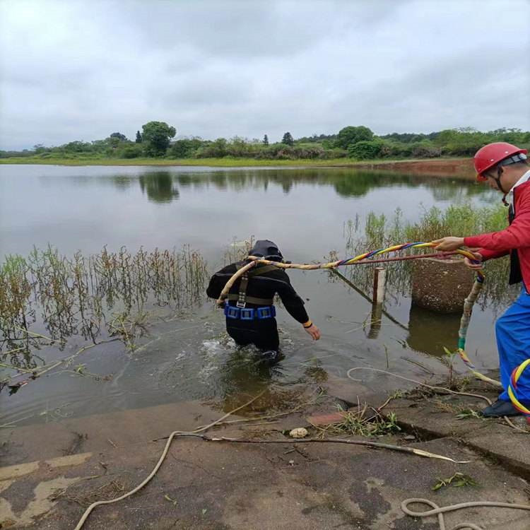 柳州市水下救援打捞公司-专业水下施工团队