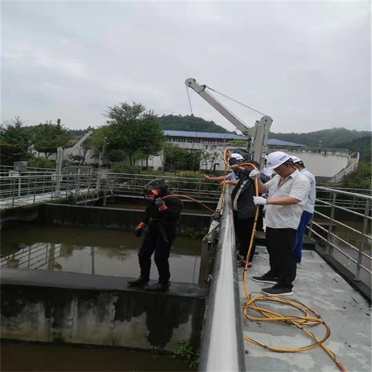 天津市潜水员打捞队 专业从事水下作业