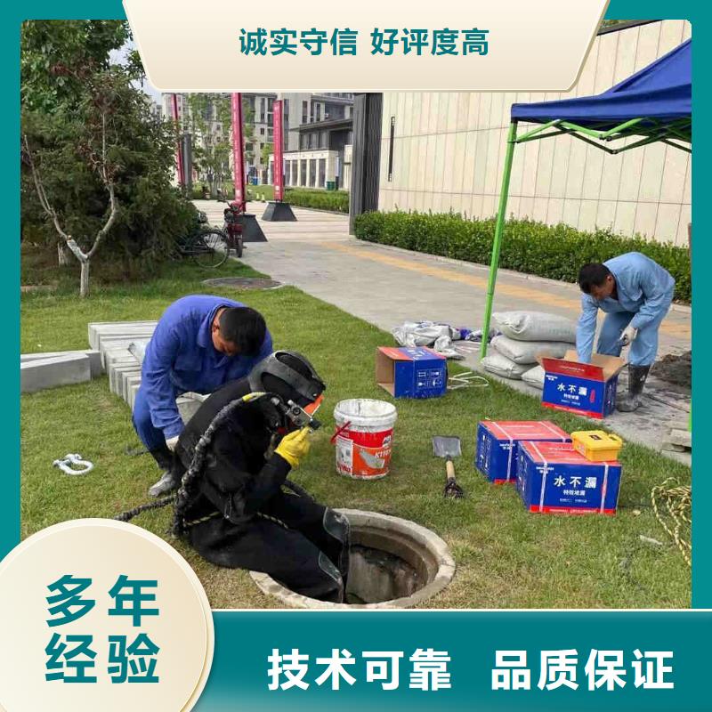 水上浮吊船-水下爆破团队放心先进的技术