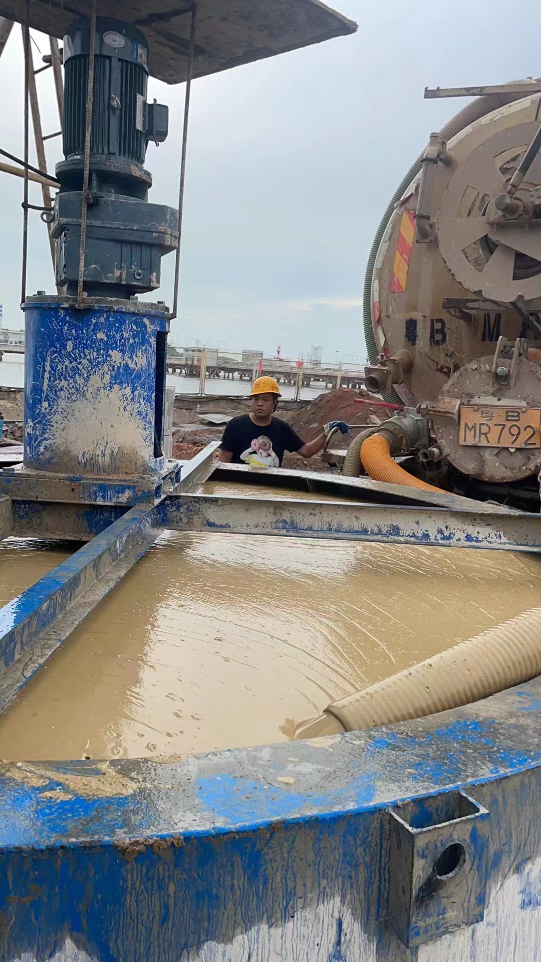 粉土土壤固化剂泸州买生态水利生态修复图