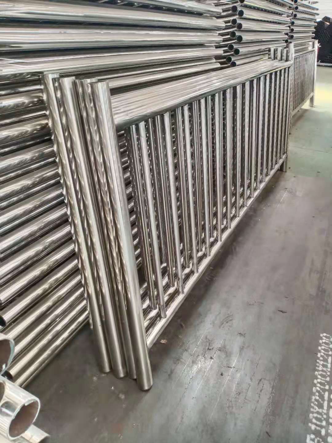 不锈钢复合管生产厂家