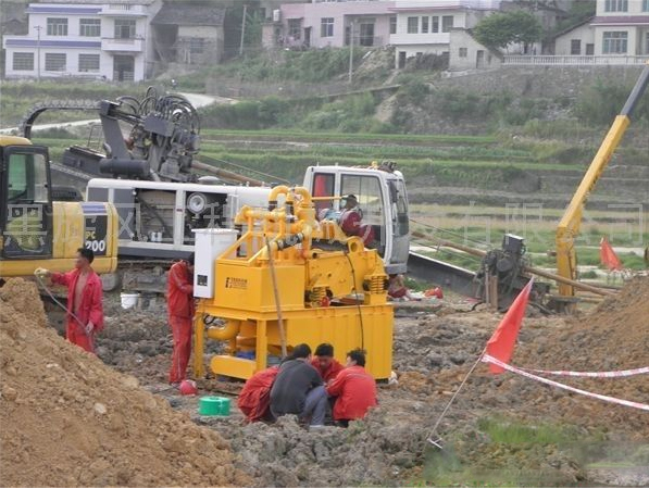 图文点击:安徽滁州隧道盾构泥浆分离脱水机实力制造厂家